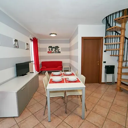 Affittimoderni Bergamo-young Apartmán